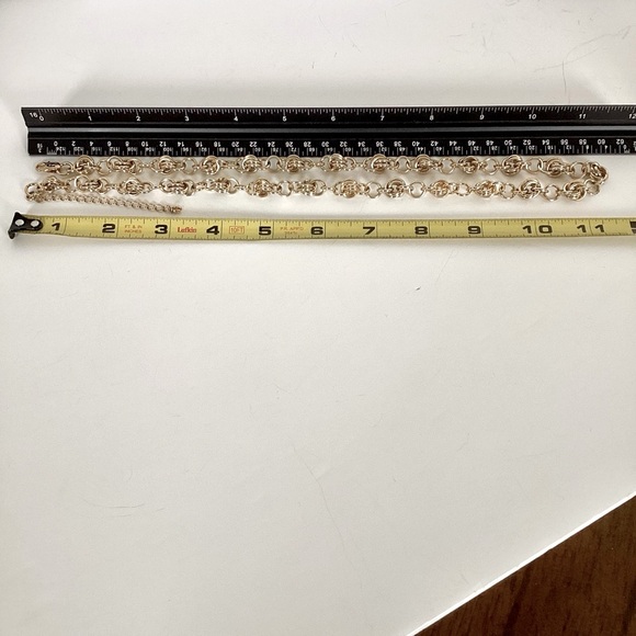 Etienne Aigner Necklace Gold Tone Chain Double Round Links Vintage EUC - Picture 11 of 11